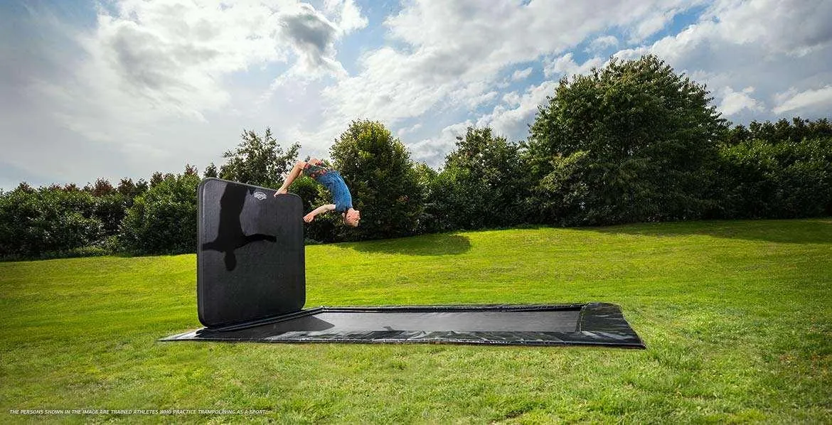 BERG ULTIM ELITE FLATGROUND 500 GREY   AEROWALL 2X2 BLK&GRY