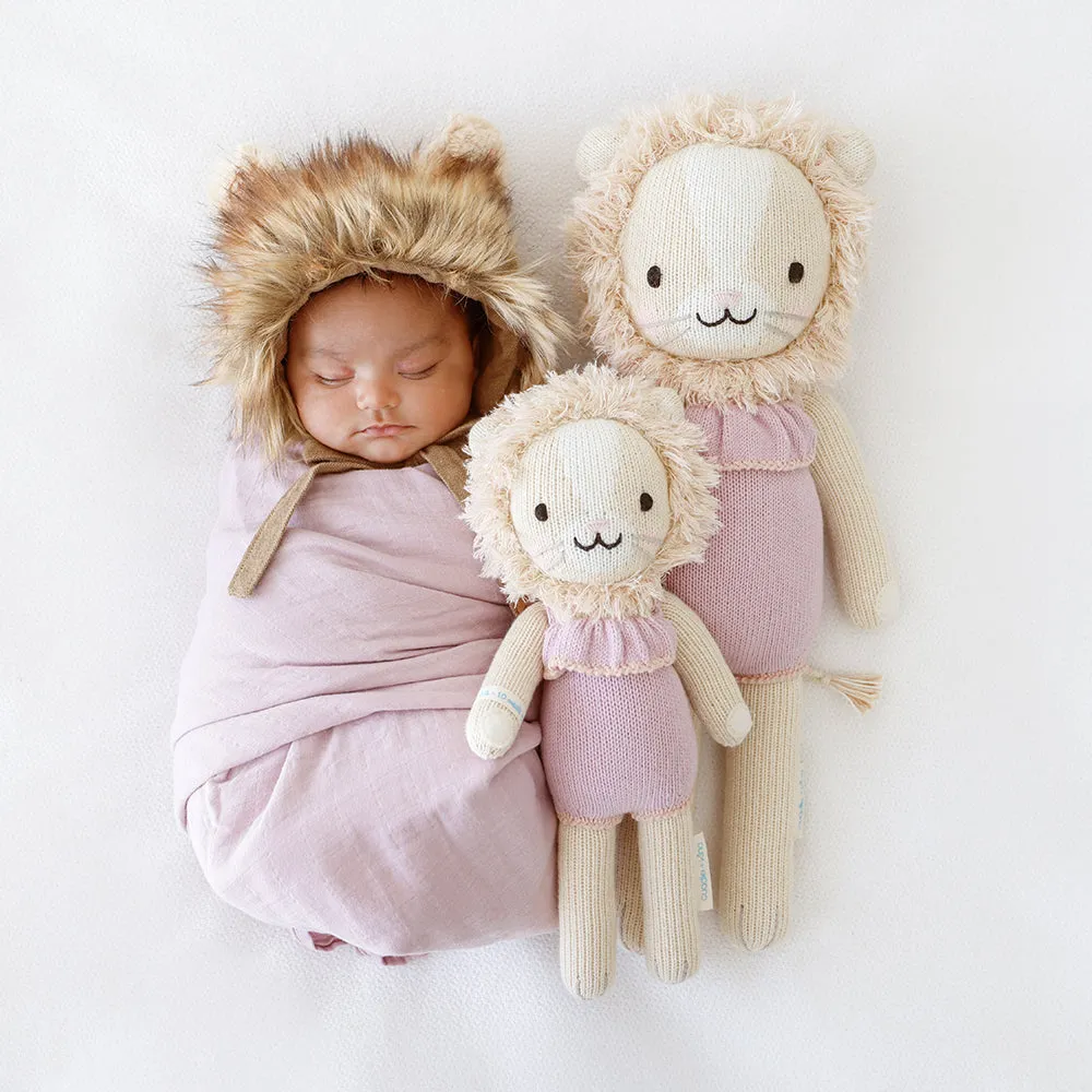 Cuddle   Kind - Savannah the Lion